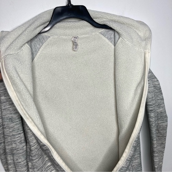 Under Armour Storm Sherpa lined Jacket size medium - Picture 7 of 8